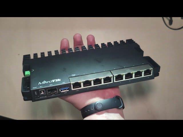 Unboxing and overview of MikroTik RB5009 (RB5009UG+S+IN) + K-79 mounting kit