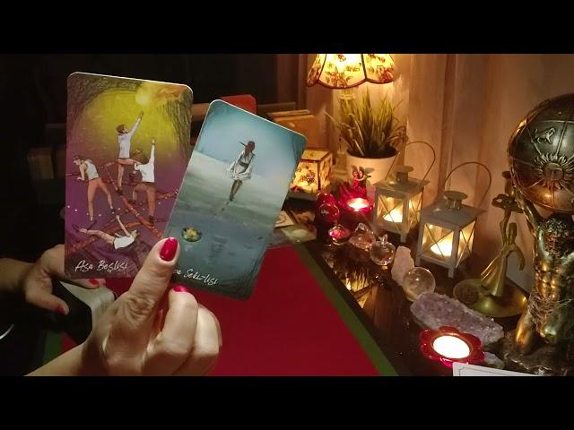 Ona Sorular SordumTam Şu Anda Sizinle ilgili Ne durumda?TAROT AÇILIMI