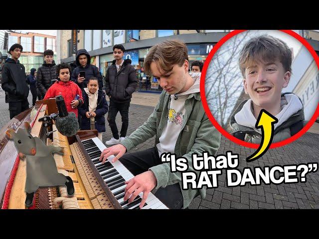 I Played RAT DANCE Meme on Piano In Public!