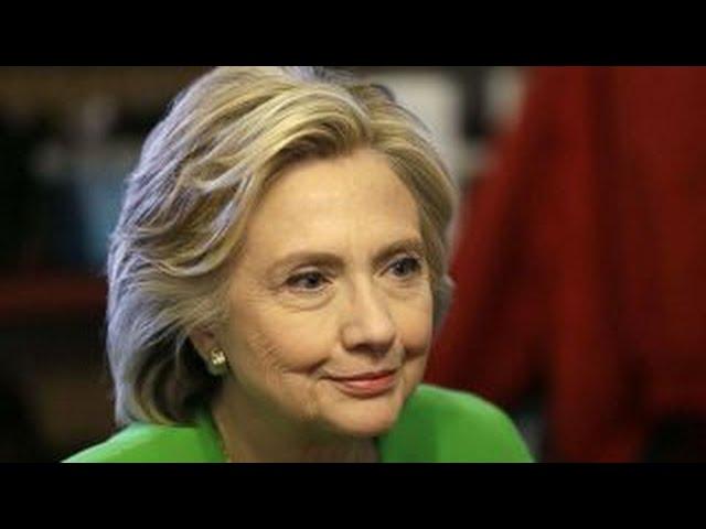 Clinton email scandal grabs attention of mainstream media