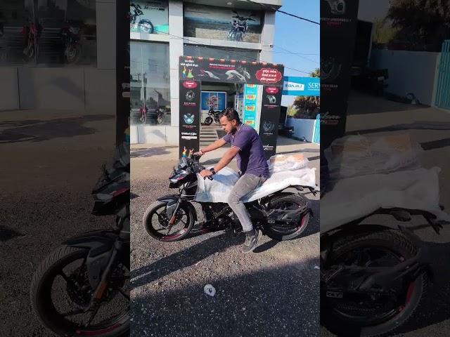 BAJAJ PULSAR N150 VS N160 !! DONO BIKE KA LOOK EK HI HAI  !! #bajaj #pulsar #n160 #n150 #short