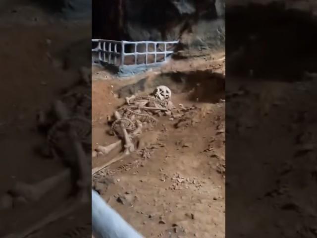 I found a mysterious GIANT skeleton in a CAVE in Thailand  #thailand #mystery #archeology