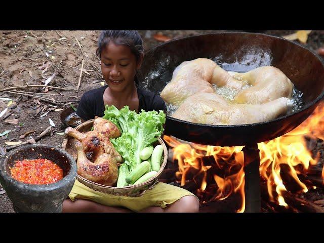 Yummy Cook Chicken thighs with Cucumbers and Salads vs Chili sauce - Survival skills Anywhere Ep 100