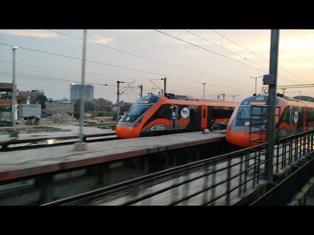 Varanasi Railway Station 2 Vande Bharat Express