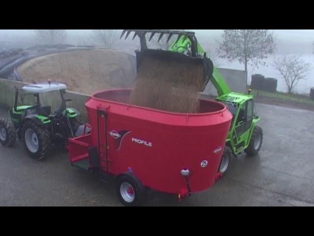 KUHN PROFILE CROSSMIX 2 CS - TMR Mixers (In action)