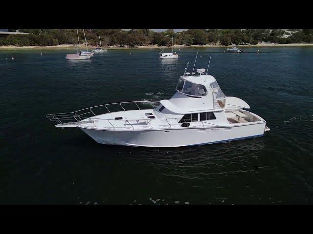 Avalon II Flybridge Cruiser | National Boats Auction