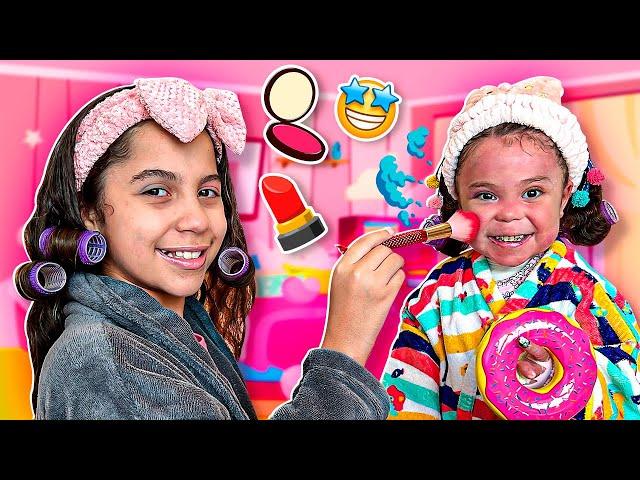 SARAH E ELOAH brinca com MAQUIAGEM INFANTIL de brinquedo