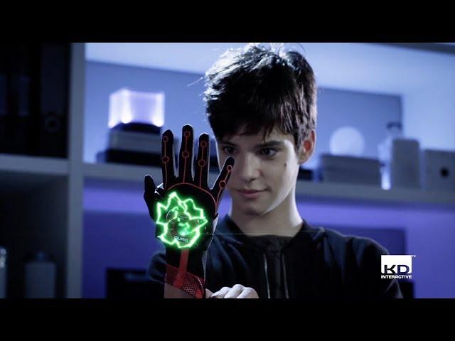 Aura is Here! See The Drone Kids Control With a Glove!