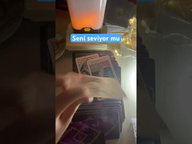 Seni seviyor mu #tarotfalı #tarot #isviçre#beğeni#tarotunkalbiyiz#fyp#takipet#aşk#tarotfalı