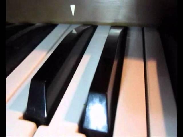 "Equinoxe III" - on Elka organs