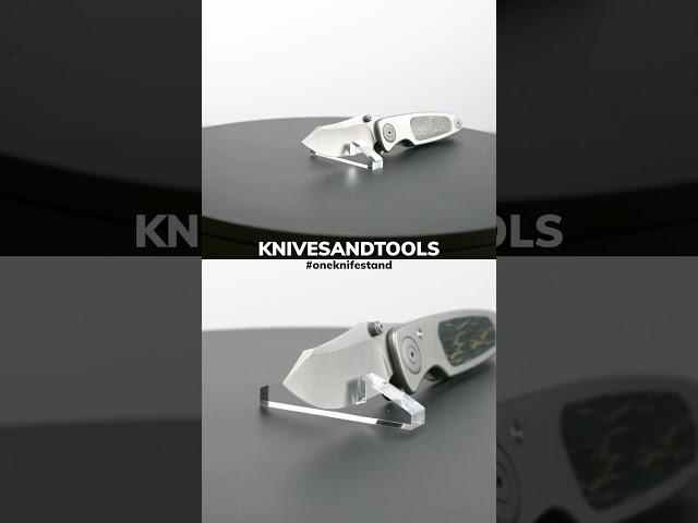 The knivesandtools #OneKnifeStand