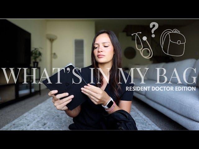 what's in my bag - doctor edition | Dr. Rachel Southard