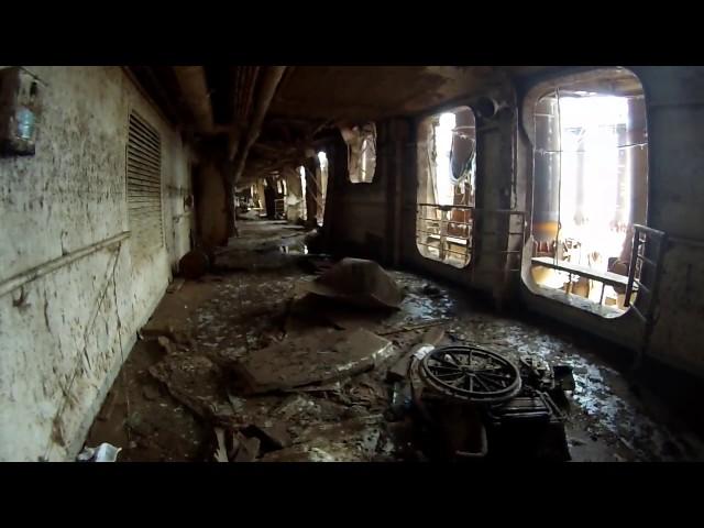 6 hours inside the wreck. Exploring the Costa Concordia. Urbex August 2014