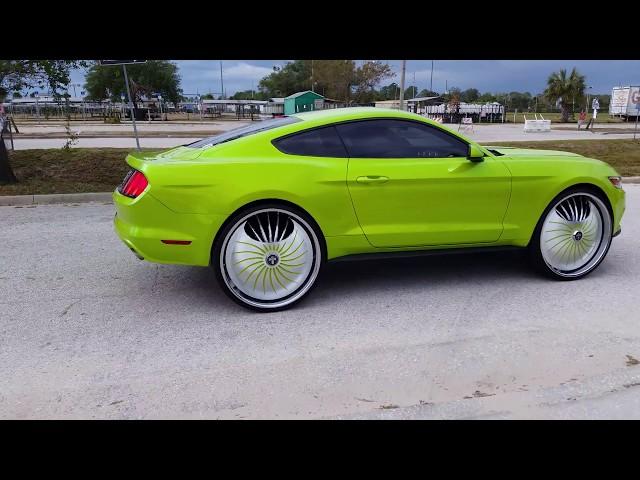 Ford Mustang on 26" Floaters! | FLORIDA CLASSIC Riding Big Car Show 2017 - Orlando Florida 2k17