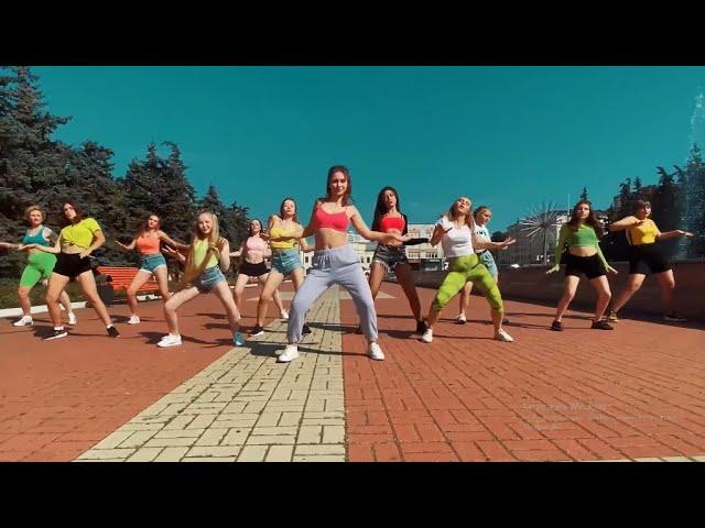 Танцы Дэнсхолл для девушек в Курске. Школа танцев Dance Life. Dancehall танец, уроки для начинающих