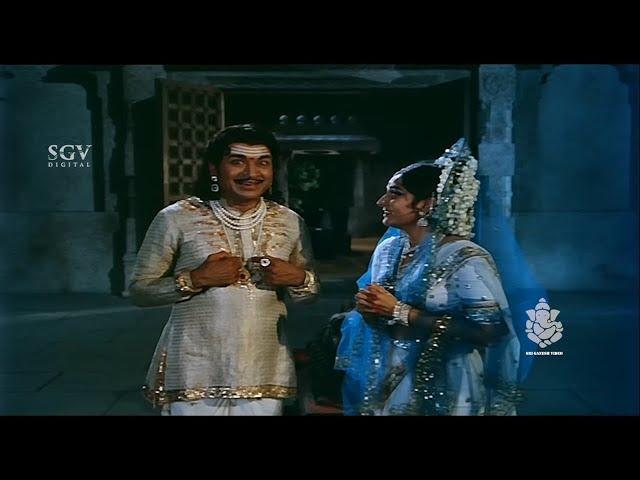 Dr.Rajkumar and Jayapradha Scenes | Kavirathna Kalidaasa Kannada Movie