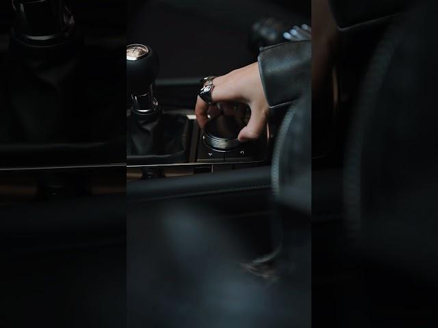 Snap. Settle. Drive. ​Every detail of the #Mazda3 turns city travel into a moment of calm.​