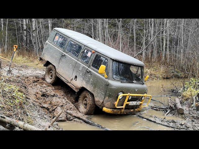 4x4 Festival in Kostroma Region, Russia: Abandoned Churches & Off-Roading in UAZ Bukhanka