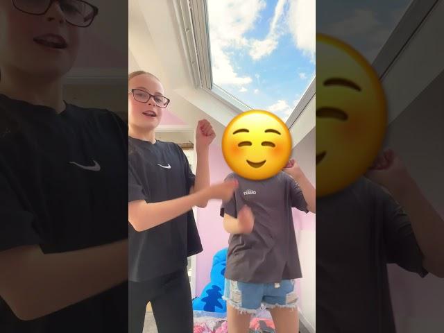 Doing  a dance with my best friend bellla !!! YAS !  #dance