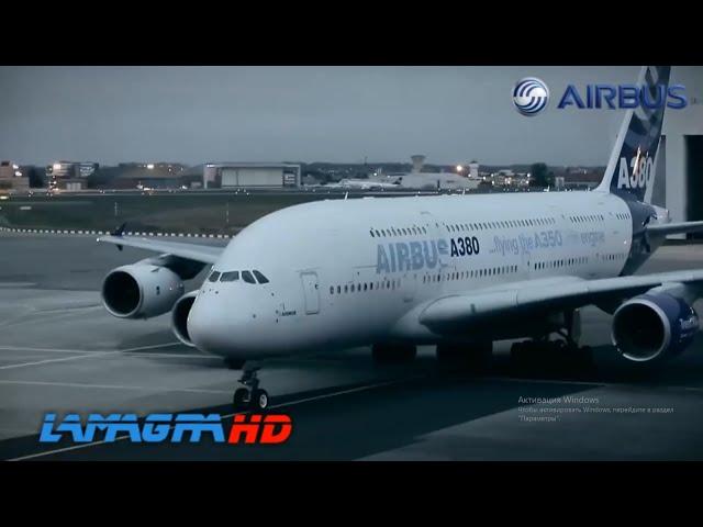 Airbus A380 — World's Largest Passenger Airliner and the only Full-Length Double-Deck Jet Airliner