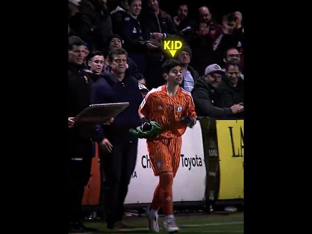 Child Goalkeeper vs Ronaldo + Carlos ️