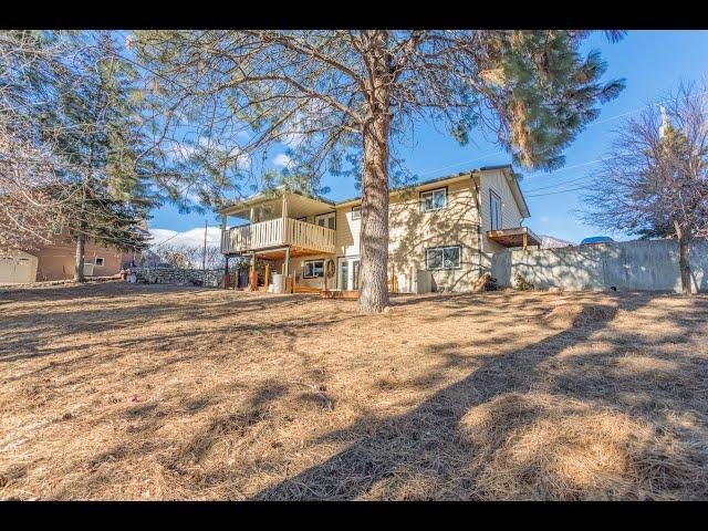 3975 Dryden Road, Peachland, BC V0H 1X2