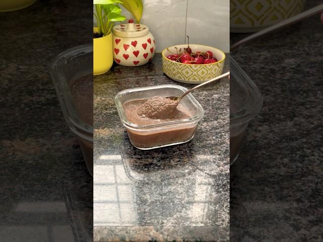 Looks firangi, feels ghar ka #youtubeshorts #tiramisu #chia #chiapudding #easyrecipe #breakfast