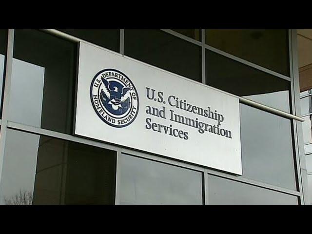 Las Vegas attorneys react to federal immigrant registration rule