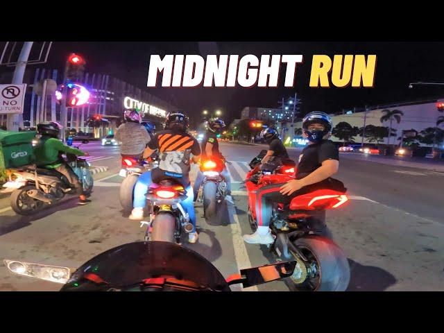 Midnight run with the big bikes of the downtown south manila