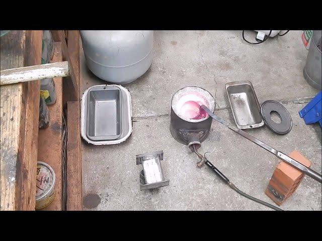 Experimental back yard metal casting