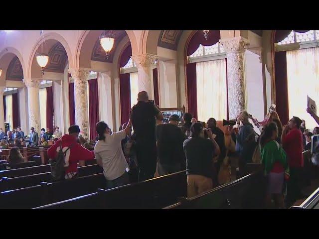 Protesters disrupt LA City Council meeting again, call on Kevin de Leon to resign