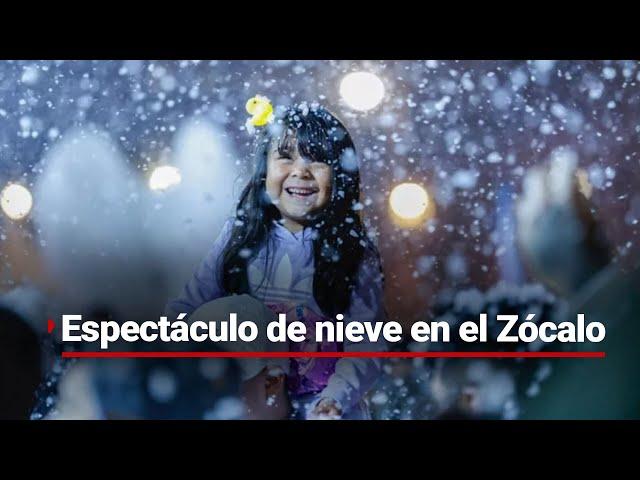 ¿Ya conoces la nieve? ️️ | ¡Vive un espectáculo de Navidad en el Zócalo!