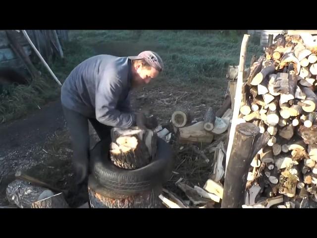СПОСОБ БЫСТРОЙ КОЛКИ ДРОВ - Володя демонстрирует (A method for fast chopping of wood)
