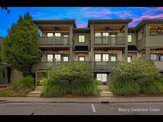 2073 Celadon Dr Grand Rap, MI 49525