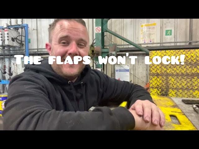 Day in the life of a HGV Mechanic- The flap won't lock! Also a part toolbox update!