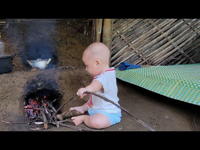 The daily life of working and earning money for a 17-year-old single mother || Ly Tieu Cu