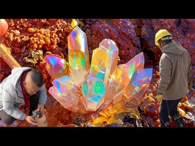 The same large crystal that appeared in the same mine last year has grown another one this year.