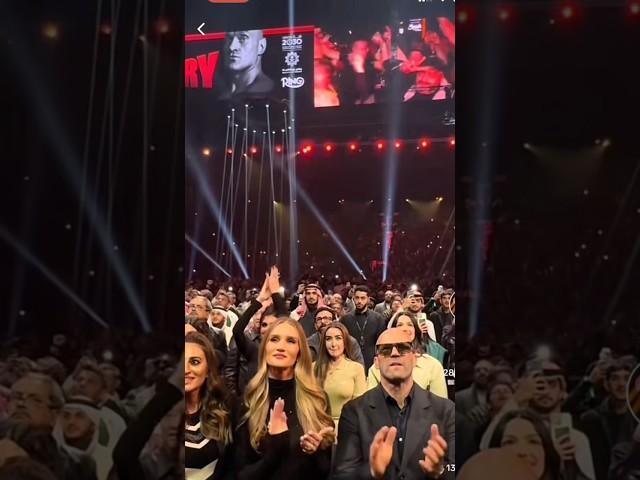 Jason Statham and his wife Huntington-Whiteley at Usyk vs Fury 2 fight