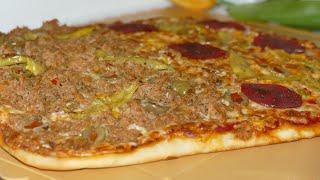 Make a Very Delicious Tuna Pizza at Home پیتزا تن ماهی بسیار خوشمزه