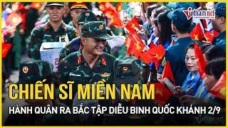 Chiến sĩ từ TPHCM lên tàu hành quân ra Bắc tập diễu binh Quốc khánh 2/9 | Báo VietNamNet