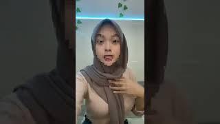 tiktok sheiii #hijabers #hijabmodis #diaryhijabers #hijaberstyle #jilbabonline #hijabfashion #sheiuu