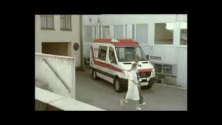 Commercial Ambulance (2007) - Even Apeldoorn bellen - Centraal Beheer