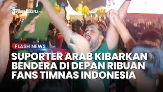 Bukti GBK Aman, Suporter Arab Saudi Kibarkan Benderanya saat Fans Timnas Indonesia Pesta Kemenangan