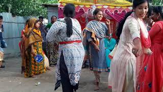 আহ্ কি সুন্দর নাচ রে বাবা Village Marriage Bangladeshi Dance HD