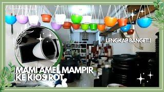 Mami Amel Mampir ke kios Pot