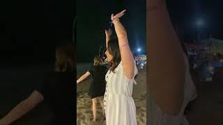 Asyik di pantai #bule #bali #anakpantai #dancer