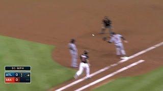 ATL@MIA: Freeman, Simmons combine for double play