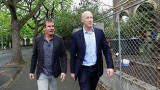Carlton Cribs | Andrew McKay