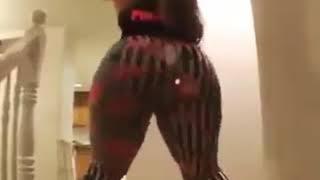 twerking ebony ass