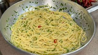 SPAGHETTI AGLIO OLIO E PEPERONCINO COME NON LI AVETE MAI FATTI